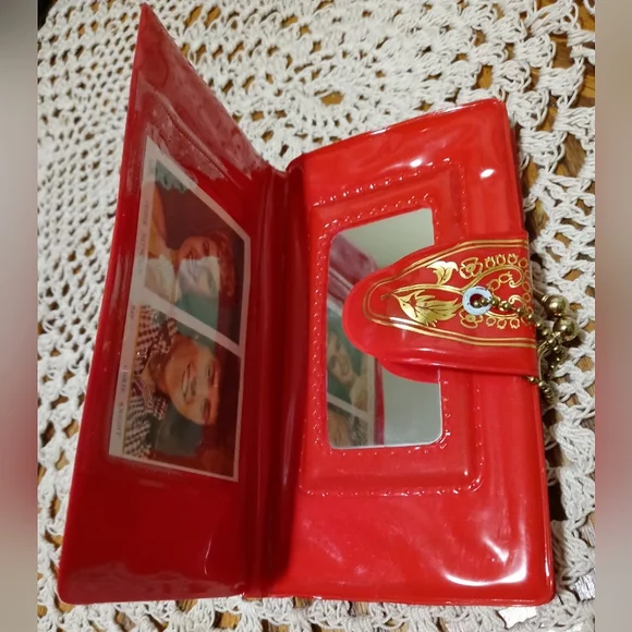 Vintage red clutch wallet - Picture 5 of 7